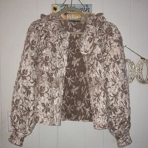 Heavenly Bisque Romantic Peter Pan ruffle collar top/ jacket NWOT